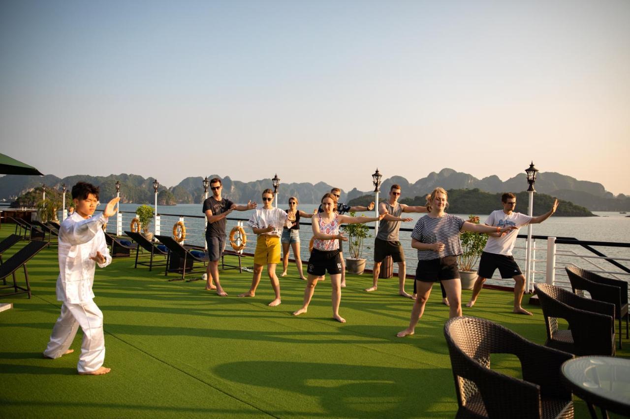 Dora Cruise By Hag Hotel Ha Long Buitenkant foto